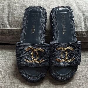 Chanel Raffia Navy Blue and Gold Women's Slides